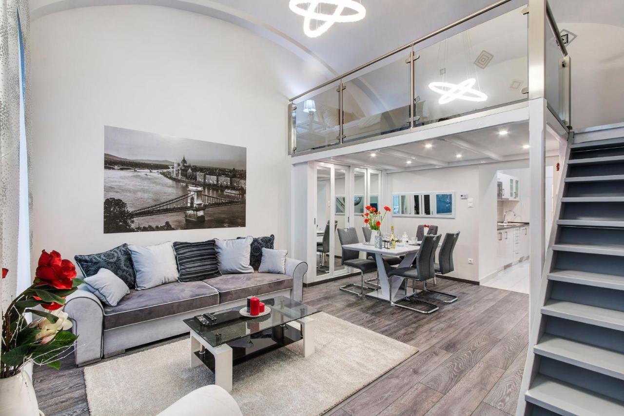 Sweet Dreams In The Heart Of The City Apartment Budapest Bilik gambar
